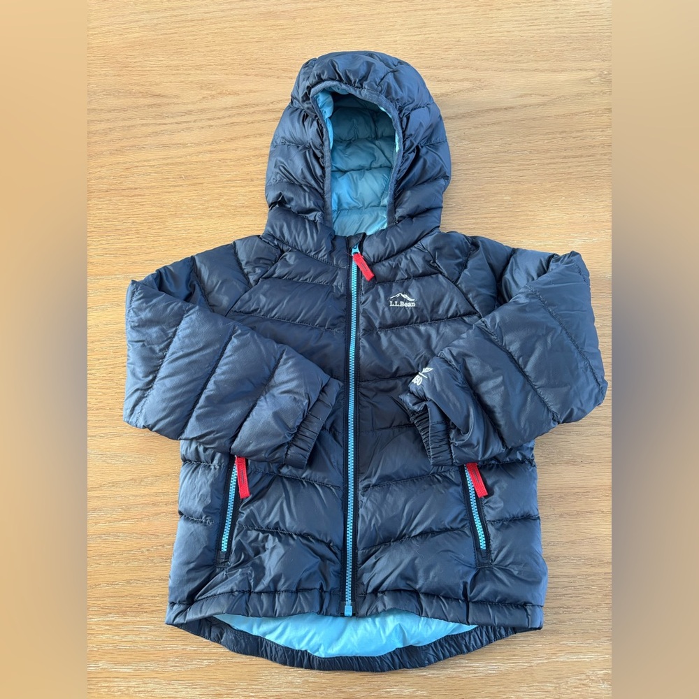 L.L. Bean Navy down Jacket with Light Blue Lining 650 fill